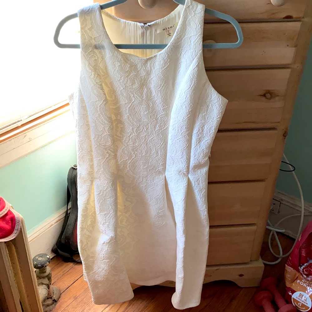 White dress Francesca’s Large